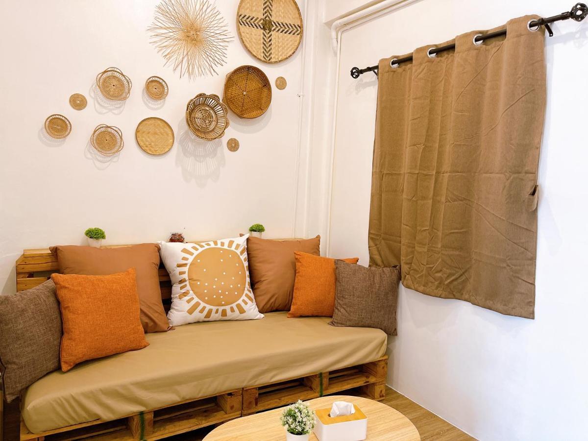 Lively And Cozy Canal House ,Entire House Bangkok Exteriör bild