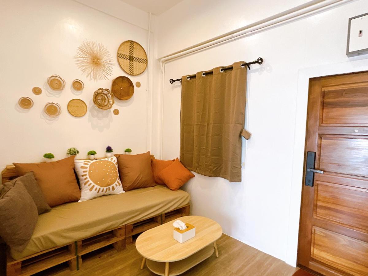 Lively And Cozy Canal House ,Entire House Bangkok Exteriör bild